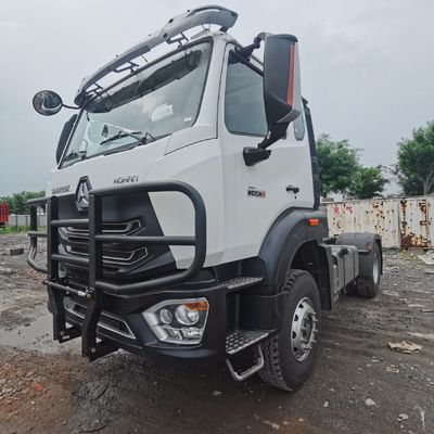 6×4 τροχός οδήγησης Sinotruk βαρύ φορτίο ελκυστήρα με καθίσμα εναέριας ανάρτησης και 600L δεξαμενή καυσίμου