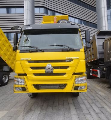 Δυνατή χωρητικότητα κινητήρα φορτηγό κεφαλή ελκυστήρα με δεξαμενή καυσίμου 600L και κάθισμα ανάρτησης αέρα