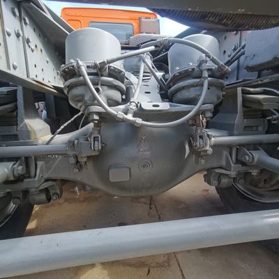 Δυνατή ρυμουλκούμενη ικανότητα 400L δεξαμενή καυσίμου ντίζελ ελκυστήρα φορτηγό για ρυμουλκούμενο ημιρυμουλκούμενου