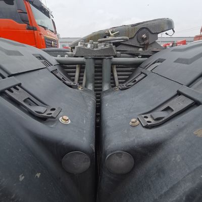 480HP Μηχανή 600L καυσίμων δεξαμενόπλοιου φορτηγό με αέρα ανάρτησης καθίσματος και μεγάλη χωρητικότητα φορτίου