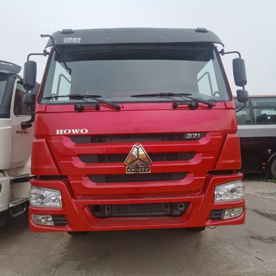 Υδραυλικό τιμόνι Sinotruck Χρησιμοποιούμενο φορτηγό με Hovo 6X4 LHD και κατασκευή ελαστικών