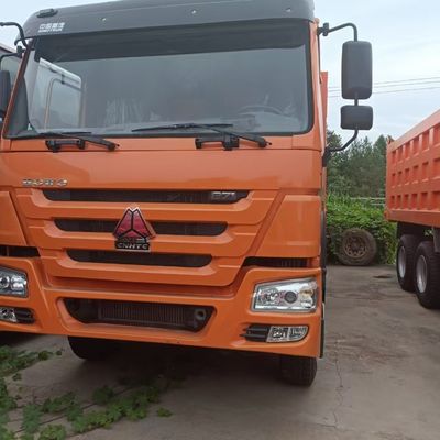 371HP Sinotruk Chassis Υδραυλικό φορτηγό διεύθυνσης για ανθεκτικό εξοπλισμό μεταφοράς