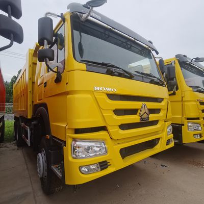 Σημαντικό βαρύ φορτηγό Sinotruck Χρησιμοποιούμενο φορτηγό σκουπιδιών με ελαστικά και υδραυλικό τιμόνι σε καλή κατάσταση