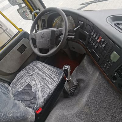 Στυλ ανύψωσης εμπρός 30t χωρητικότητα φόρτωσης Χρησιμοποιούμενο φορτηγό σκουπιδιών με σχεδιασμό βαρέων φορτηγών sinotruck