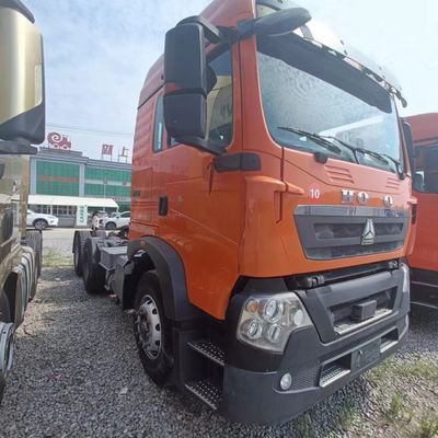 400L δεξαμενή καυσίμου Χρησιμοποιημένο Sinotruk HOWO 6X4 Τρακτέρ φορτηγό με και εκτιμώμενο χρόνο παράδοσης