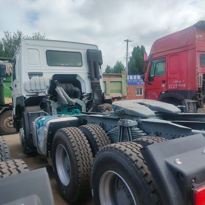 600L δεξαμενή καυσίμου βαρύ φορτηγό HOWO μεταγωγικό ελκυστήρα για την μεταφορά εμπορευμάτων σε εργοτάξιο