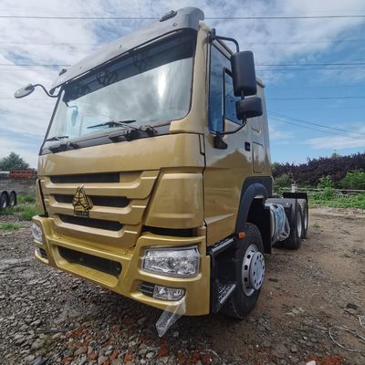 Χρησιμοποιούμενο φορτηγό ελκυστήρα HOWO 400L με δεξαμενή καυσίμου και προσαρμοσμένο αίτημα