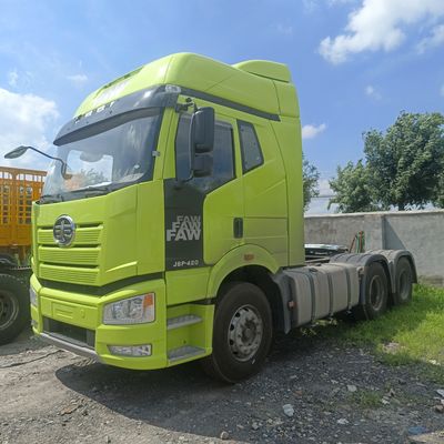 ZZ4257N3247E1H 6.8x2.5x3.8m FAW Jiefang J6p420HP Ντίζελ 6X4 Τρακτέρ Μεταφορικού Οχήματος