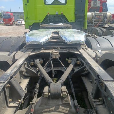 6 μήνες Υπηρεσία μετά την πώληση Ντίζελ 6X4 Τρακτέρ J6p420HP με καθίσμα ανάρτησης με αέρα