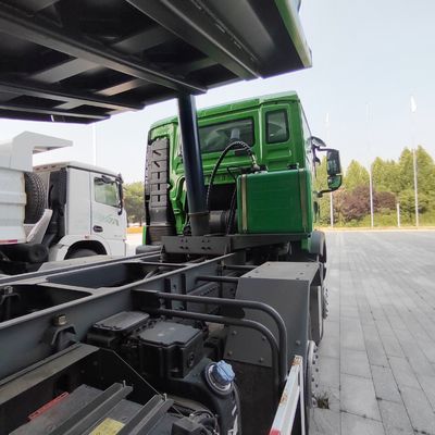 Ελαστικό HOWO Tx 6X4 8X4 10/12 τροχούς ελαστικός φορτηγός εξορυκτικού απορριμμάτων με Hyva Front Lifting