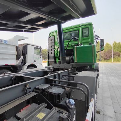 Επιστροφή 30 ημερών Επιστροφές Sinotruk 6X4 Πώληση φορτηγών μεταφοράς για μεταλλευτικό φορτίο