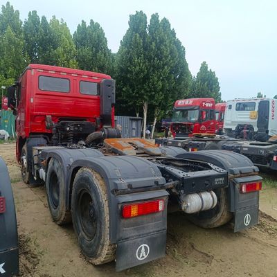 5 θέσεις και υψηλή έλξη Beiben 6X4 βαρύ φορτηγό με εκτιμώμενο χρόνο παράδοσης