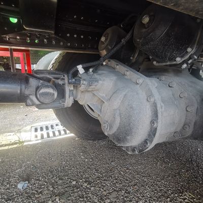 Φωτόν βαρύ φορτίο 8X4 Χρησιμοποιούμενο φορτηγό σκουπιδιών με καθίσμα εναέριας ανάρτησης Daimler Φωτόν Tipper