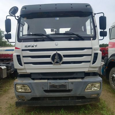Προηγμένο έλεγχο έλξης Beiben βαρύ φορτηγό μεταφοράς με φορτηγό κουτί άνθρακα χάλυβα