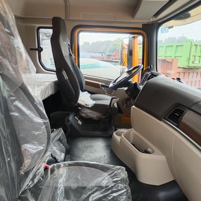 Sinotruk Delong Dump Truck 8X4 με υδραυλικό τιμόνι και ισχυρή χωρητικότητα κινητήρα