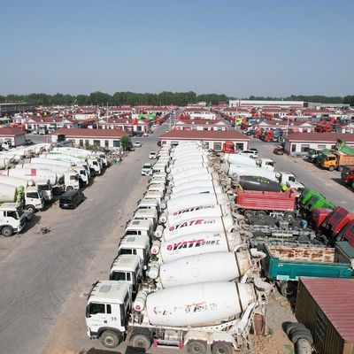 2m3 8m3 12m3 4X2 /6X4/8X4 κινητό φορτηγό δεξαμενόπλοιου HOWO χειροκίνητο φορτηγό ντίζελ