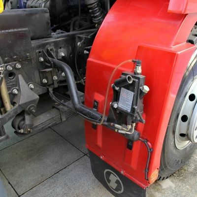10 τόνων 12 τόνων γερανό που τοποθετείται σε φορτηγό με αναδιπλούμενο σχεδιασμό και χωρητικότητα φορτίου 10245x2496x3450m
