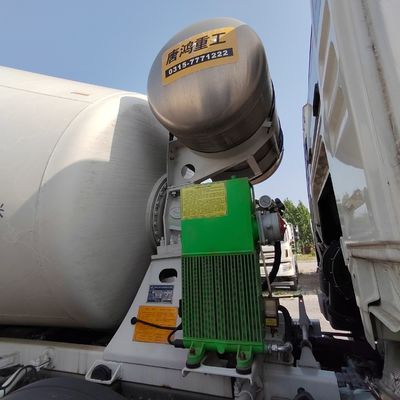 8X4 Sinotruck HOWO 350HP 371HP12-15cubic Φορτηγό μικτήρα σκυροδέματος με και χωρίς σωλήνες ελαστικά