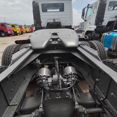 6×4 τροχός κίνησης 2024 Sinotruk βαρύ φορτηγό με υδραυλικό σύστημα διεύθυνσης