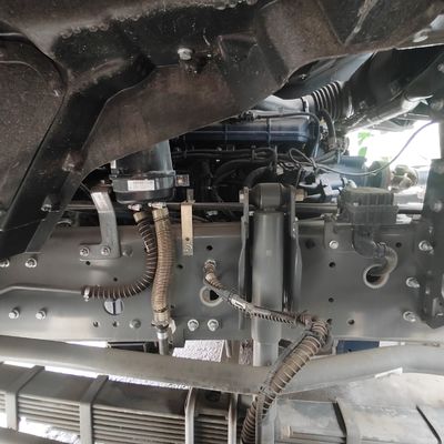 Καύσιμο Ντίζελ 8m3 6X4 Τεχνουργός Μείγματος Σιδηρουργικών Οχημάτων Πακέτο κατασκευής Ακαθάριστο βάρος 8400.000kg
