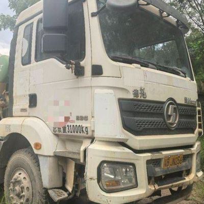 12m3 Ντίζελ Sinotruk Μικρατήρας σκυροδέματος με υδραυλικό σύστημα διεύθυνσης και ελαστικό