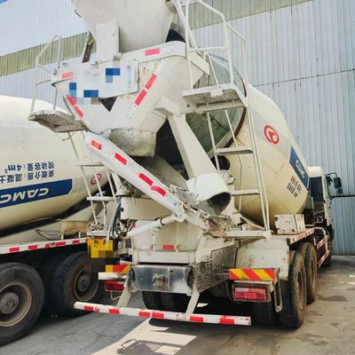 12m3 Ντίζελ Sinotruk Μικρατήρας σκυροδέματος με υδραυλικό σύστημα διεύθυνσης και ελαστικό