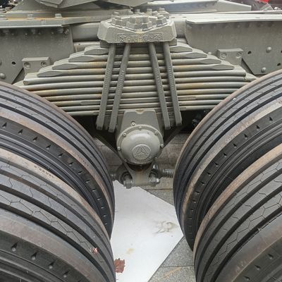 1 έτος Υπηρεσία μετά την πώληση Τρακτέρ ρυμουλκούμενου φορτηγού με κάθισμα εναέριας ανάρτησης Πλήρης πληρωμή