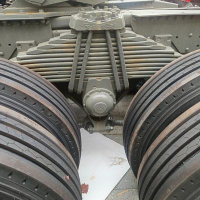 680.00cm * 255.00cm * 380.00cm Μέγεθος πακέτου Σίτρακ τρακτέρ φορτηγό με δεξαμενή καυσίμου 1000L