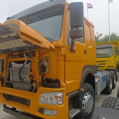 Βελτιωμένη άνεση του οδηγού Sinotruck 6X4 τρακτέρ με προσαρμόσιμη ανάρτηση αέρα