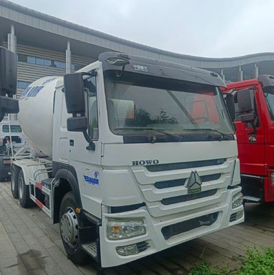 30T ωφέλιμο φορτίο Sinotruk Τάξι 380HP Οικιακό φορτηγό με υδραυλικό τιμόνι