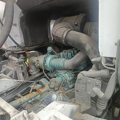 Υδραυλικό τιμόνι 12m3 Μικρατήρας σκυροδέματος με σασί Sinotruk και λειτουργία οδήγησης 6x4