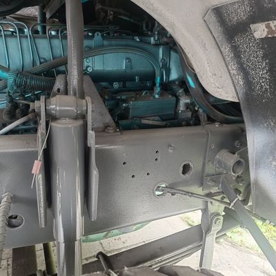 Τεχνητό βαρύ φορτίο 12m3 Cement Mixer Truck με σασί Sinotruk και υποστήριξη ισχύος