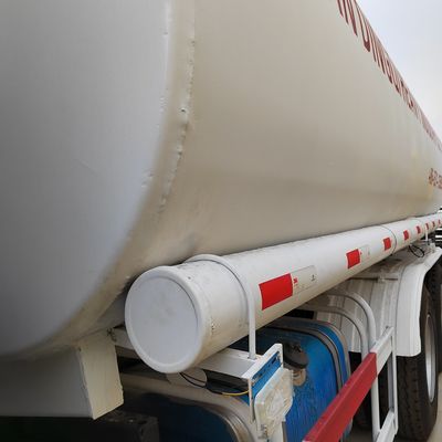 20000 λίτρα Φορτηγό παράδοσης υδάτινων καυσίμων HOWO 336/371 Φορτηγό δεξαμενόπλοιου υδάτινης μεταφοράς