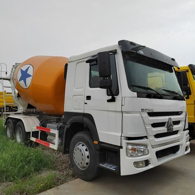 Πιστοποιημένο Sinotruk HOWO 6X4 15m3 φορτηγό παράδοσης πόσιμου νερού ψεκασμού για τα πρότυπα