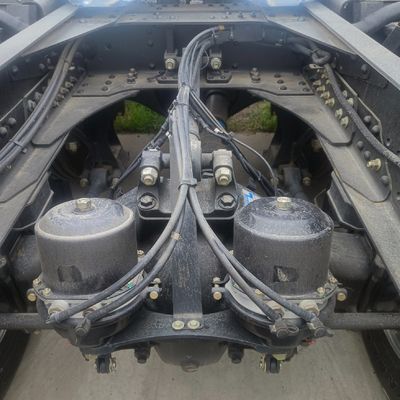 Ανώτερη ικανότητα ρυμούλκησης Shaanxi Delong Diesel Tractor Truck με υδραυλικό τιμόνι