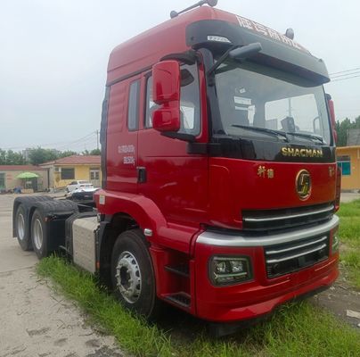 Κόκκινο Euro6 Ντίζελ 6X4 Τρακτέρ με άνετη εναέρια ανάρτηση Κάθισμα οδηγού και σχεδιασμός