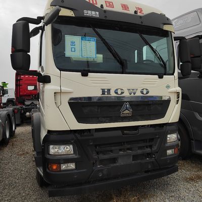 Sinotruck CNG Tractor-Truckhowo 6X4 440HP Τρακτέρ φορτηγό για διάφορες βιομηχανίες