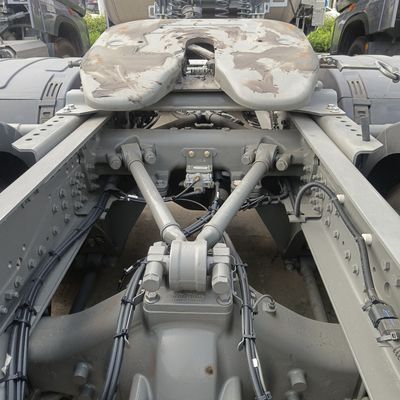 Εθνικό βαρύ φορτηγό HOWO 6X4 LNG Automatic Transmission Πολυδιάστατο φορτηγό