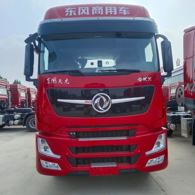 Σινότρουκ Τάξι 6X4 χειροκίνητη μετάδοση Dongfeng Tianlong Roll Bars Μεταφορικό φορτηγό