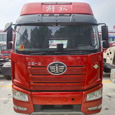 Χωρίς σωλήνα ελαστικό FAW Jiefang J6p 510HP Χρησιμοποιούμενο ελκυστήρα 6*4/4*2/6*2 έλξης φορτηγό μεταφοράς