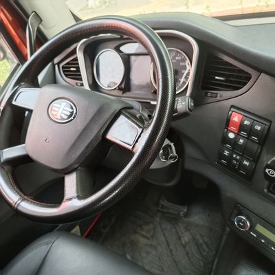 CA4250P66M25T1E6 6X4 φορτηγό ελκυστήρα με υποβοήθηση χειρισμού και πιστοποίηση DOT