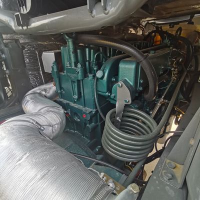 ZZ4257N3247E1H Sinotruk HOWO ρυμουλκούμενο ελκυστήρα με 600L δεξαμενή καυσίμου και καύσιμο