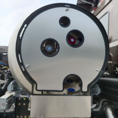 Προσαρμοσμένο αίτημα απελευθέρωσης Jh6 τροχοφόρο με ελαστικά και χαρακτηριστικά