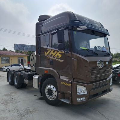 630HP Μεταφορικό φορτηγό τρακτέρ αερίου με ελαστικά και πιστοποίηση ISO από το πλαίσιο Sinotruk