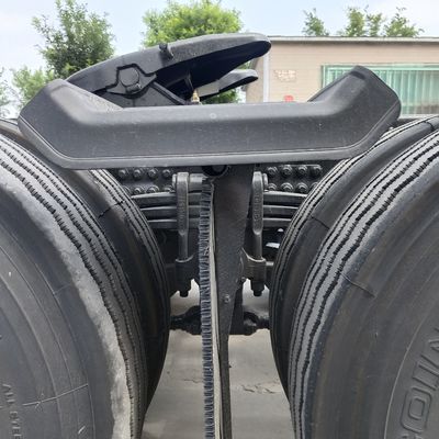 630HP Μεταφορικό φορτηγό τρακτέρ αερίου με ελαστικά και πιστοποίηση ISO από το πλαίσιο Sinotruk