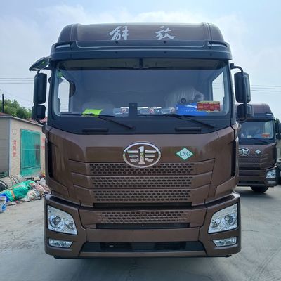 Εθνικό βαρύ φορτηγό LNG ελκυστήρα Μεταφορικό όχημα με σχεδιασμό ελαστικών χωρίς σωλήνες