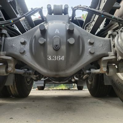 Τρακτέρ Haowo LNG 580HP έως 700HP Τρακτέρ με προσαρμοσμένο τροχό κίνησης 6 × 4