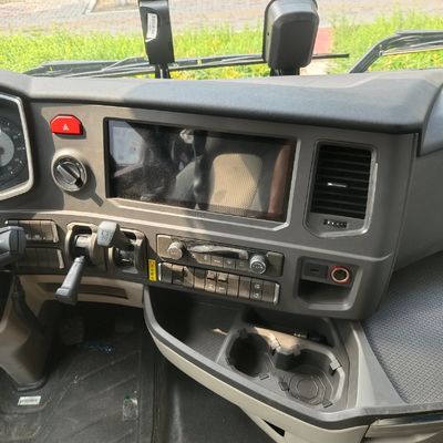 Προσαρμοσμένο όχημα 6X4 ΥΦΑ για επαγγελματικές ανάγκες Ανθεκτικό φορτηγό μεταφοράς μεγάλων αποστάσεων