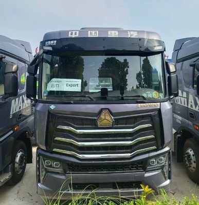 2024 βαρύ φορτίο HOWO LNG Traction Truck 6 * 4/4 * 2/6 * 2 480HP έως 700HP για μεταφορές