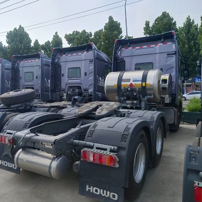 Προσαρμογή 2024 Light HOWO LNG Gas Traction Truck 6 * 4/4 * 2/6 * 2 480HP έως 700HP